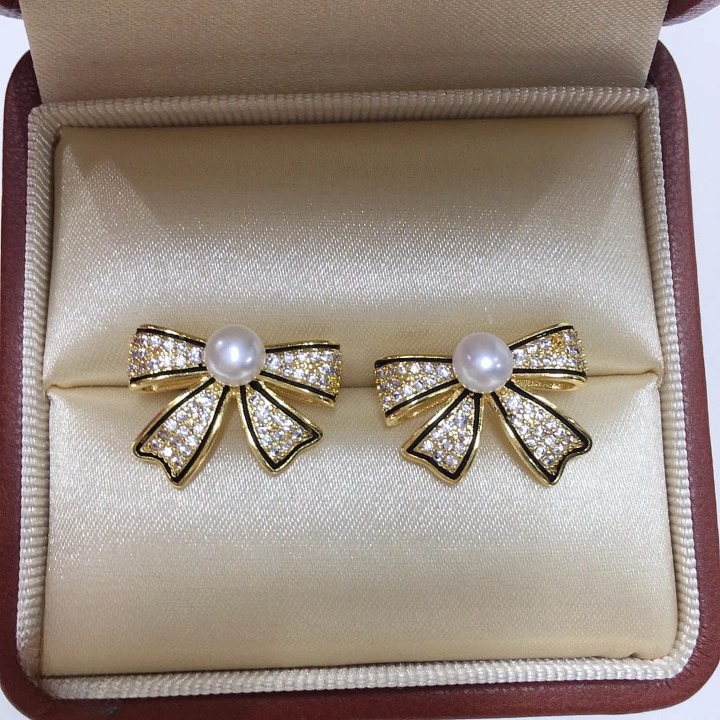 Bow Shape Zircon Pearl Earrings