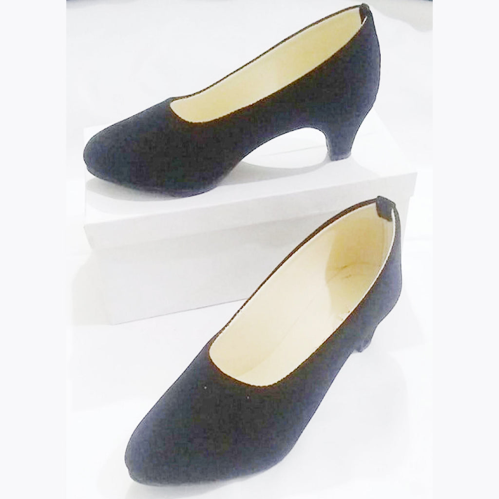 Ladies Velvet Pump Shoes