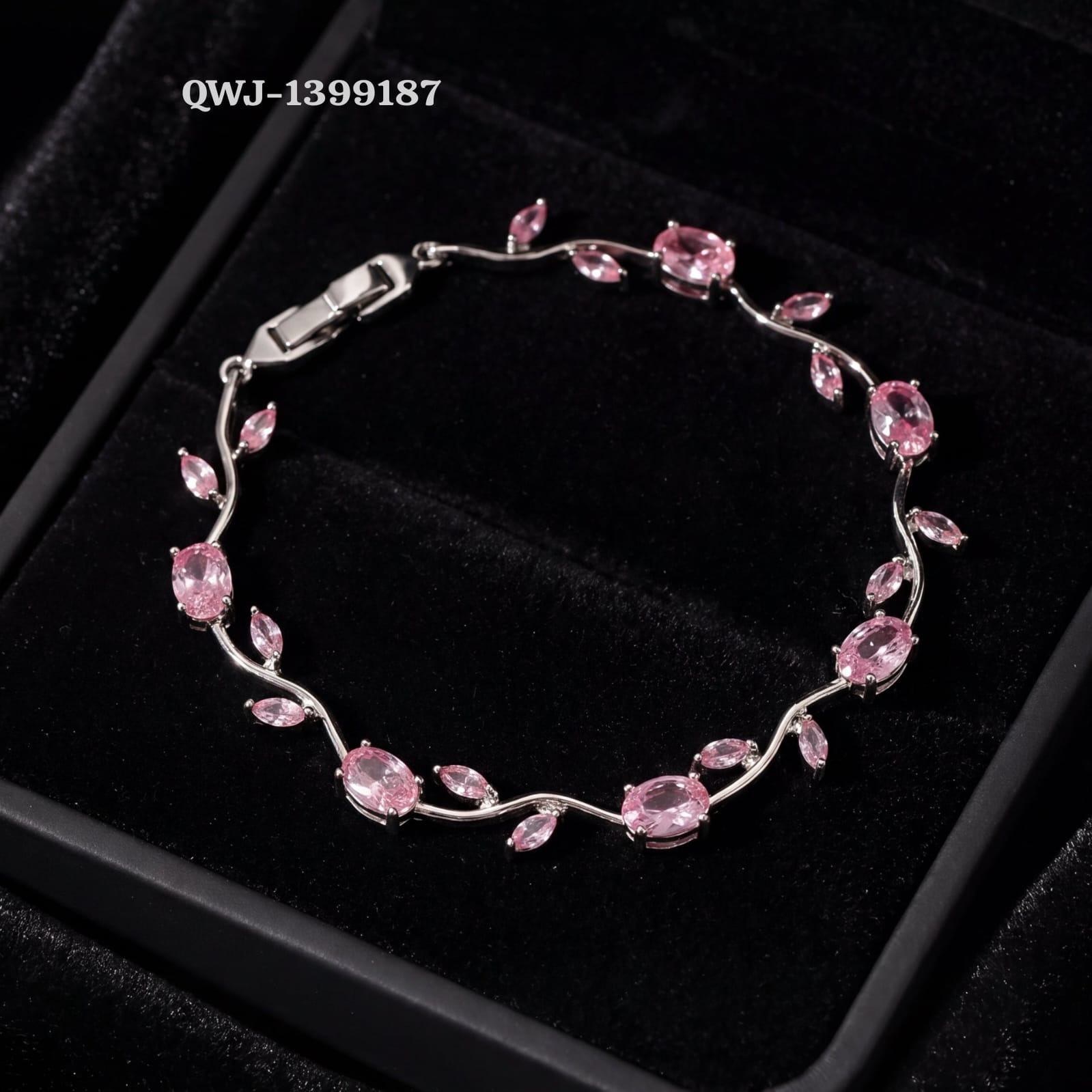 Tulip Bracelet – Premium Quality Stainless Steel